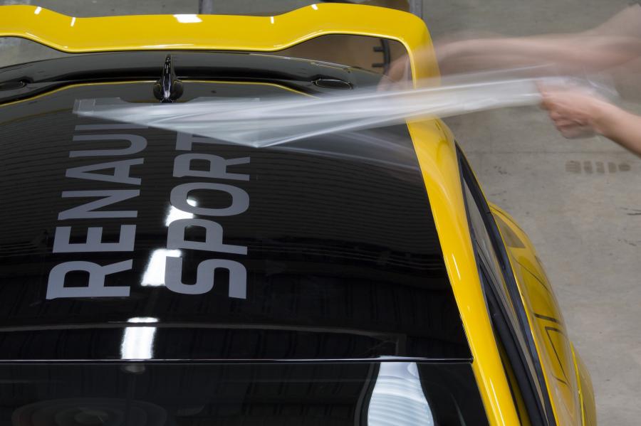 Детали экстерьера Renault Clio R.S.16 Concept 2016 года  (фото 33 из 54)